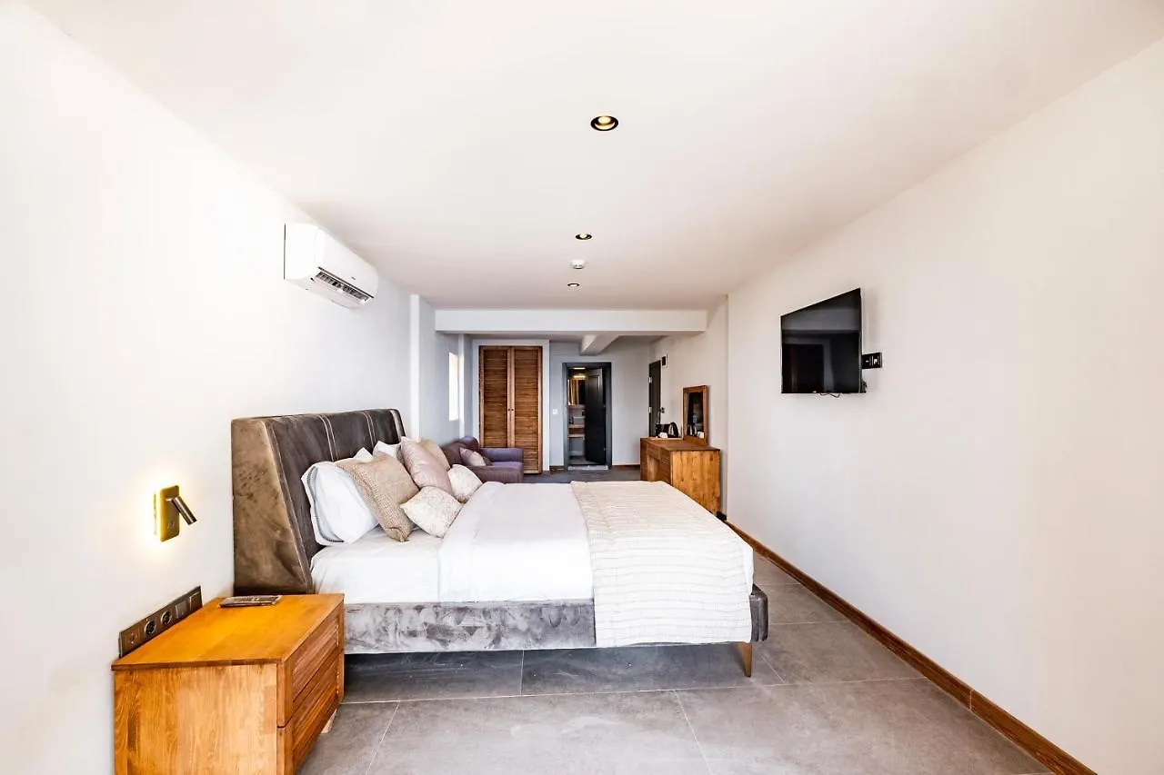 Isolina Bodrum 0*,